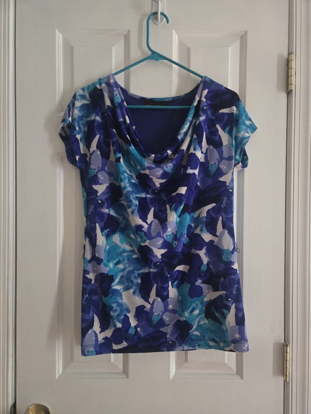 Dana Buchman Blue & Teal Floral Cowl Neck Short Sleeve Top Medium